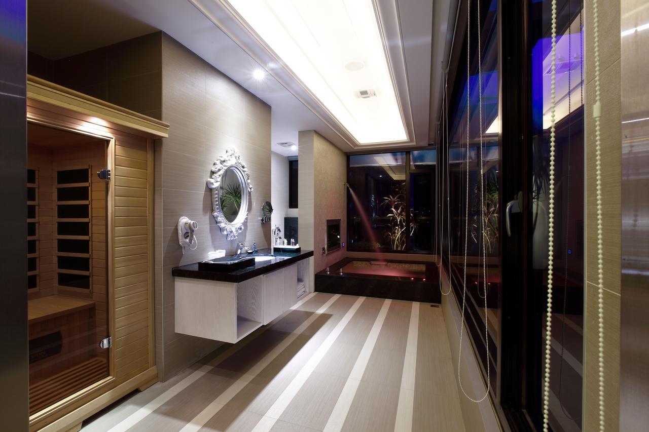 Icloud Luxury Resort & Hotel Taichung Exterior photo
